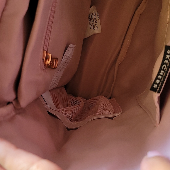 NWT Skechers Nylon Drawstring Backpack in Pink - Picture 6 of 11